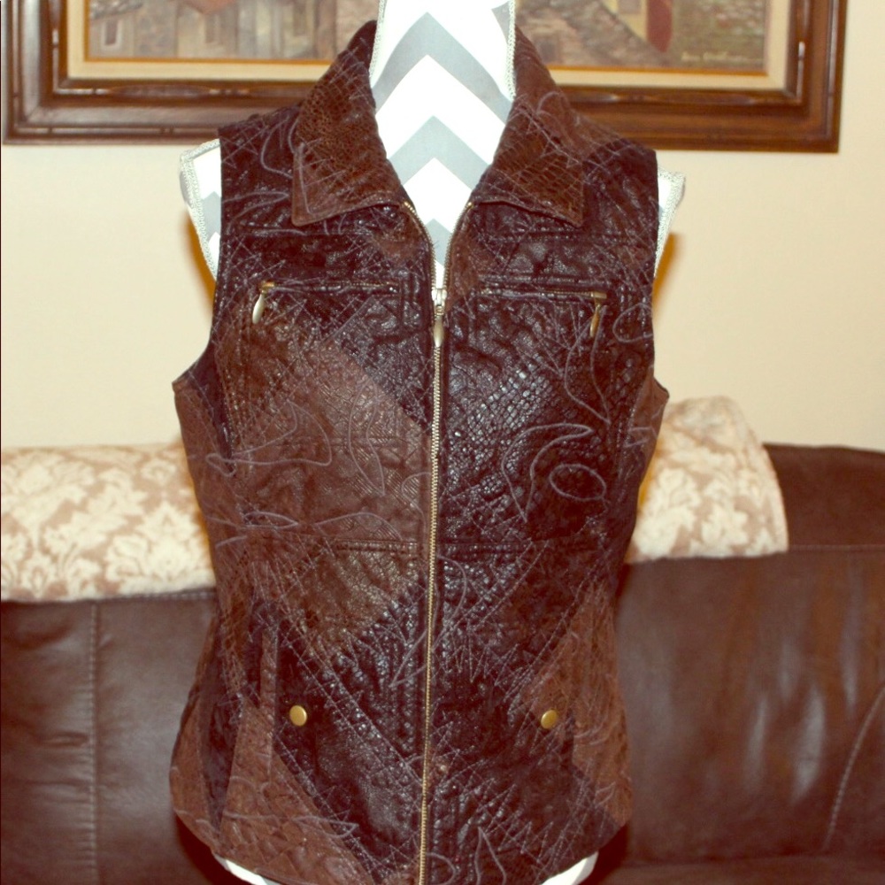 Chico black and brown suede look Vest 🌺